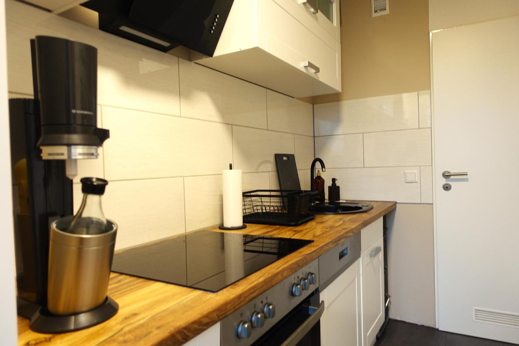 Getaway - Balkon - Kueche - Ruhe - Waesche - S-bahn - 60 Qm *